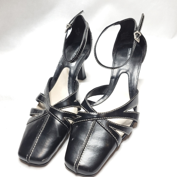 Highlights Black Size 9 Squared Toe Strappy Heels - Picture 3 of 10